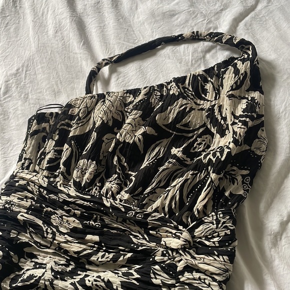 Zara • One-Shoulder Mini Dress - Picture 2 of 4